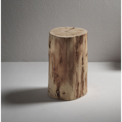 Raw, debarked wooden log